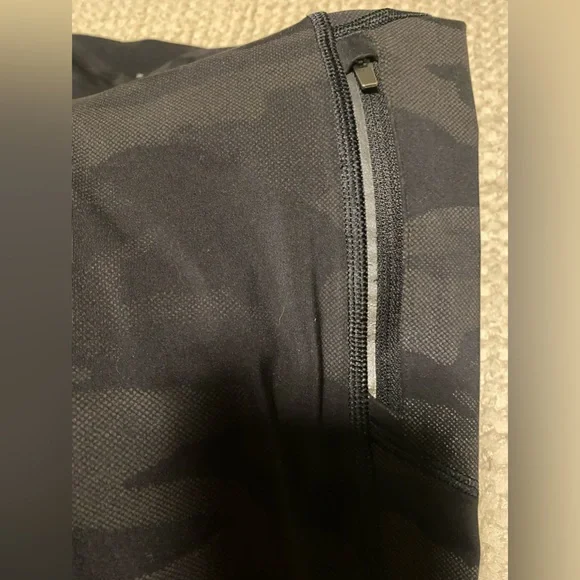 Athleta Rainer reflective leggings - Picture 4 of 9